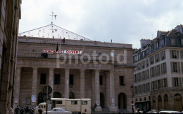 1968 RENAULT CAMION SANTE ASSISTANCE PARIS FRANCE 35mm AMATEUR DIAPOSITIVE SLIDE Not PHOTO No FOTO Nb4142 - Diapositives