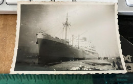 Real Photo  Bateaux Navire Ship Paquebot Docks - Boats