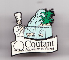 Pin's Coutant Aquariums Et Viviers La Rochelle En Charente Maritime Dpt 17  Réf 8367 - Städte