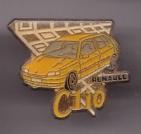 Pin's Renault Clio Réf 1779 - Renault