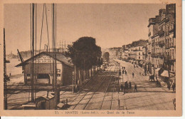 44 NANTES -- Quai De La Fosse - Chapeau N° 50 - Nantes