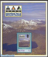 Turks And Caicos Islands 2002 Int. Mountain Year S/s, Mint NH, Sport - Mountains & Mountain Climbing - Bergsteigen