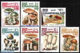 Cambodia 1985 Mushrooms 7v, Mint NH, Nature - Mushrooms - Funghi