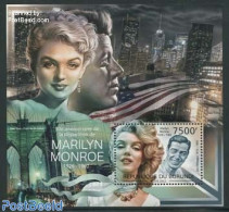 Burundi 2012 Marilyn Monroe S/s, Mint NH, Performance Art - Marilyn Monroe - Movie Stars - Attori