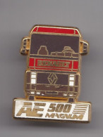 Pin's Arthus Bertrand  Camion Renault AE 500 Magnum Réf  6814 - Transports