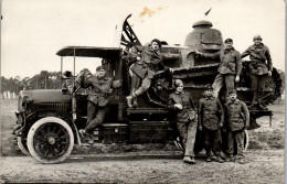 CP Carte Photo D'époque Photographie Vintage Militaire Blindé Char Camion WW1 - Oorlog, Militair