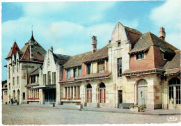 CPM FRANCE 03 ALLIER NERIS-LES-BAINS - Ancienne Gare De Neris - Centre De Formation Professionnelle De La SNCF - 1975 - Vichy