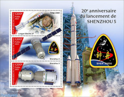 Chad 2023 Shenzhou 5, Mint NH, Transport - Space Exploration - Otros & Sin Clasificación