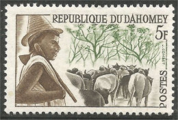 AF-110a Dahomey Vache Cow Kuh Koe Mucca Vacca Vaca MH * Neuf - Agricultura