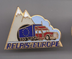 Pin's Relais Europe Camion Réf 3178 - Trasporti