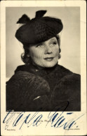 CPA Schauspielerin Carla Rust, Ross Verlag A 3216/1, Portrait, Autogramm - Attori