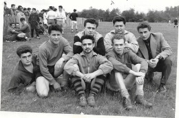 Rugby - Photo D'un Groupe  Joueurs De Sixte  1957 -  Journée  à Mazères - Sport