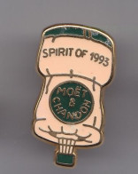 Pin's Bouchon De Bouteille De Champagne Spirit Of 1993 Moët & Chandon Réf 3966 - Dranken