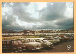 F1290  CP  HENDAYE-PLAGE  Depuis Le Nouveau Parking  - Vue Sur Fontarabie  Voitures MERCEDES  CITROËN DS 3CV 2CV - Hendaye