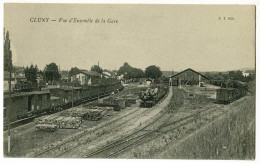 Cluny - Vue D'ensemble De La Gare (pas Moins De Trois Convois De Passagers Ou Marchandises Ou Bois - Cluny