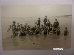 QUEND PLAGE (Somme) GROUPE DE BAIGNEURS N°99 CARTE PHOTO - Quend