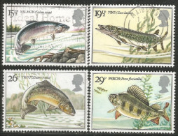 FI-23 Salmon Trout Pike Perche Brochet Saumon Truite 2 Used 2 MNH ** Neuf SC - Ernährung