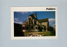 Poitiers (86) : Eglise Saint Jean De Montierneuf - Poitiers