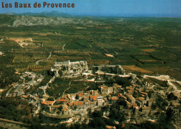 LES BAUX De PROVENCE  Au Bord Des Alpilles La Cité Des Baux   13    ( 21614 ) - Les-Baux-de-Provence