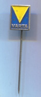 VARTA - Vintage Pin Badge Abzeichen - Markennamen