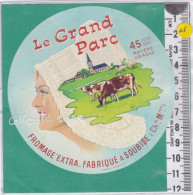 C1307  FROMAGE LE GRAND PARC SOUBISE CHARENTE MARITIME COIFFE - Quesos