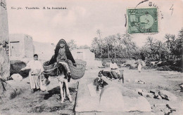 Tunisie - A La Fontaine   - CPA°J - Tunisia