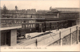 20726 Cpa Paris - Station Du Métro - Place De La Bastille - Andere & Zonder Classificatie