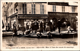 20745 Cpa 94 Alfortville - Crue 1910 Mise à L'eau Des Canots De Sauvetage - Alfortville