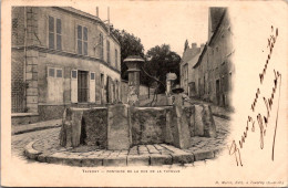 S16473 Cpa 95 Taverny - Fontaine De La Rue De La Tuyolle - Taverny