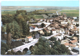 Carte Postale : 16 : LA CHAPELLE (Charente) : Vue Aérienne. Le Pont Et Les Rives De La Charente, En 1968 - Otros & Sin Clasificación