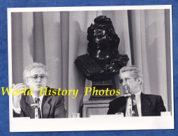 Photo D'un Rassemblement Politique à Identifier - Lionel JOSPIN & Roger LERAY - Vers 1985 - Marianne - Homme Franc Maçon - Famous People
