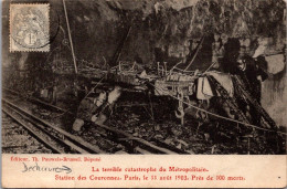 S16480 Cpa  Paris - La Terrible Catastrophe Du Métropolitain Station Des Couronnes - Alluvioni Del 1910