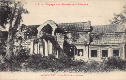 Cambodge - Voyage Aux Monuments Khmers - ANGKOR VAT - Porte Est - Ed. A. T. 18 - Kambodscha