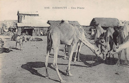 DJIBOUTI - Une Place - Ed. Messageries Maritimes 298 - Gibuti