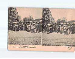 TOURS : Arrivée De La Rosière à L'Hôtel De Ville - état - Tours