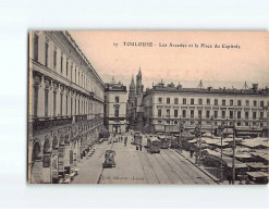 TOULOUSE : Les Arcades Et La Place Du Capitole - Très Bon état - Toulouse