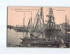 CONCARNEAU : Le Port Et Le Quai Pénéroff, Vue Prise Du Pont De La Ville - Très Bon état - Concarneau