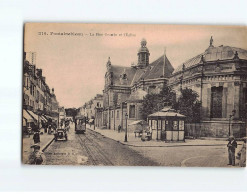 FONTAINEBLEAU : La Rue Grande Et L'Eglise - état - Fontainebleau