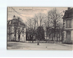 FONTAINEBLEAU : L'Entrée Des Héronnières - Très Bon état - Fontainebleau