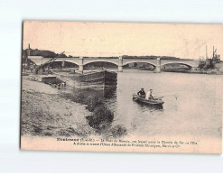 MONTEREAU : Le Pont De Moscou, Sur Lequel Passe Le Chemin De Fer - Très Bon état - Montereau