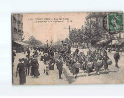 VINCENNES : Rue De Paris, Le Passage Des Zouaves - état - Vincennes