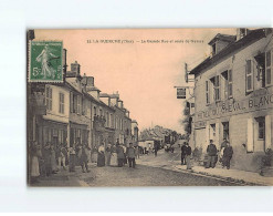 LA GUERCHE : La Grande Rue Et Route De Nevers - état - La Guerche Sur L'Aubois