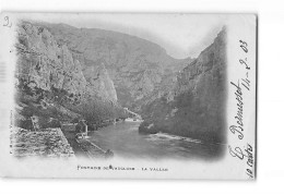 FONTAINE DE VAUCLUSE - La Vallée - Très Bon état - Sonstige & Ohne Zuordnung