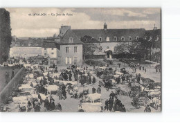 AVALLON - Un Jour De Foire - Très Bon état - Avallon