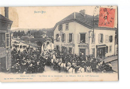 SAINT DIE - Cavalcade 1907 - Le Char De La Jeunesse - Le Départ Rue Du 10e Bataillon - état - Saint Die