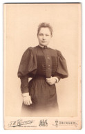 Fotografie J. W. Hornung, Tübingen, Uhlandstrasse 11, Portrait Junge Dame Im Modischen Kleid  - Anonymous Persons