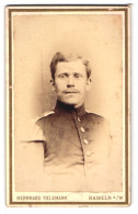 Fotografie Bernhard Tielemann, Hameln A/W., Bäckerstr. 2, Portrait Soldat, Musiker, Schulterstück Rgt. 79, Schwalben  - Anonieme Personen