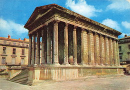 CPSM Nîmes-La Maison Carrée-Timbre   L2912 - Nîmes