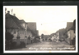 Foto-AK Lehrberg, Blick In Die Dorfstrasse Mit Kriegerdenkmal  - Other & Unclassified