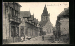 CPA Gamaches, Rue De L`Eglise, Vue De La Rue  - Autres & Non Classés